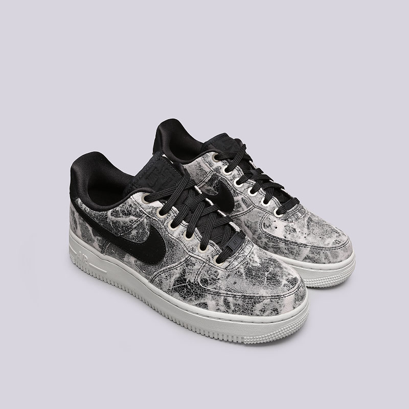 Женские кроссовки Nike WMNS Air Force 1 `07 LXX (AO1017-001)  - цена, описание, фото 2